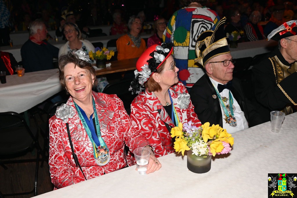 ../Images/Seniorencarnaval 2026 184.jpg